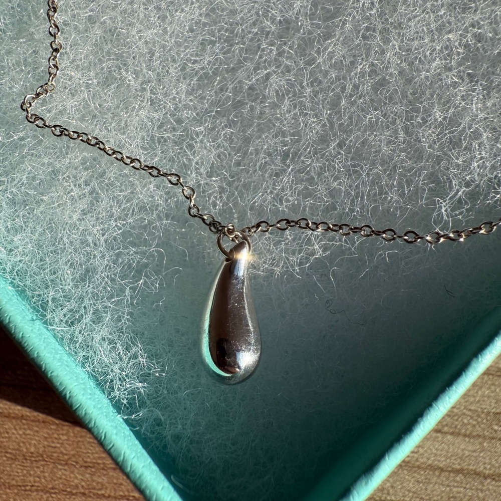 Tiffany & Co. Teardrop Necklace 16" Elsa Peretti 925 Sterling Silver w Pouch Box